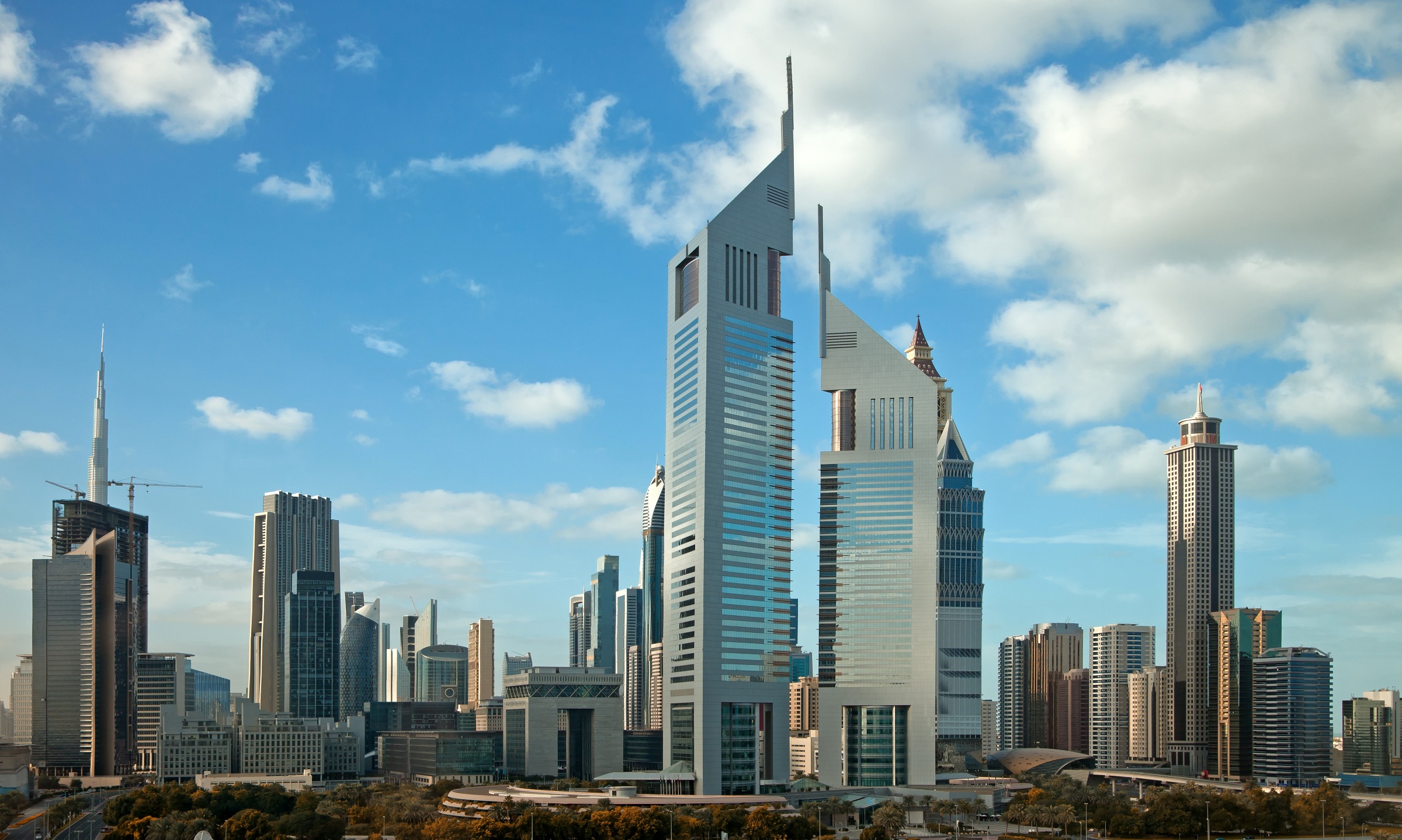 Emirates-Towers-Dubai-Photo
